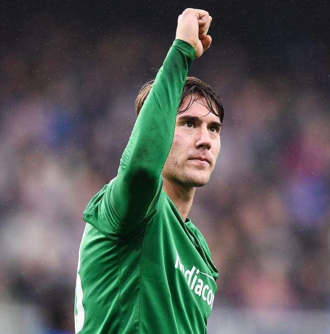 Fiorentina, sollievo Vhlahovic: adesso è negativo al Covid-19