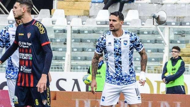 Pescara, scoppia ufficialmente il caso Lescano