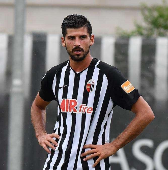 Ascoli-Pescara, Brosco: "Ci stiamo affrontando a viso aperto"