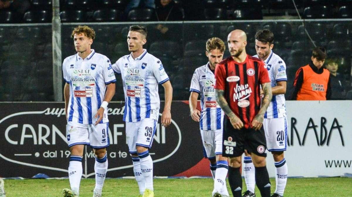 Troppo fumo e poco arrosto anche col Pineto: il Pescara può fare a meno di un bomber?