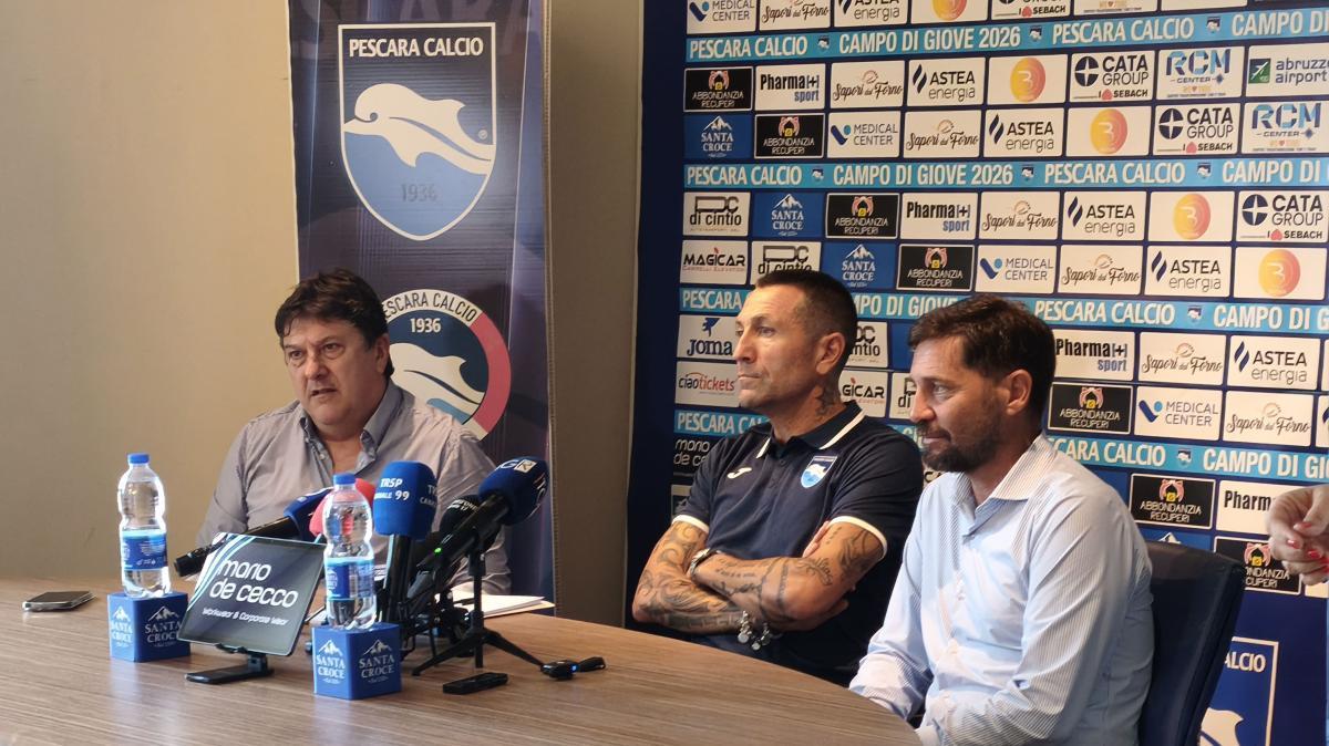 LIVE- Presentazione di Mister Buscè: "Arrivo in una piazza con una storia importante"