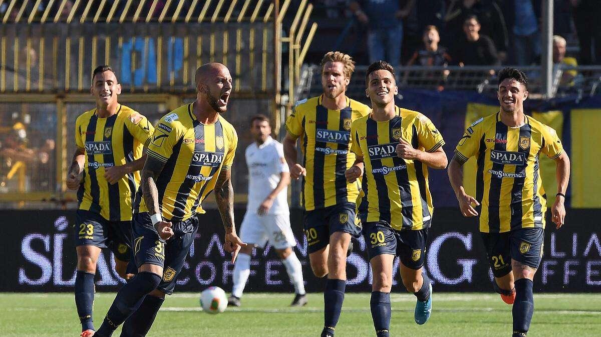 Esultanza della Juve Stabia