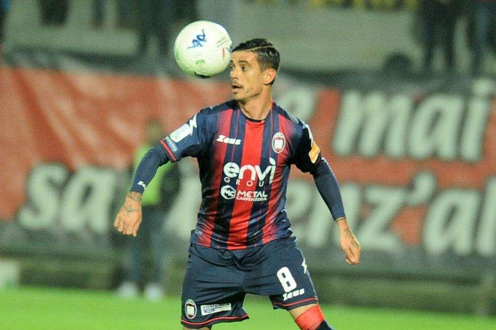 Sorpasso Livorno sul Pescara per Stoian 