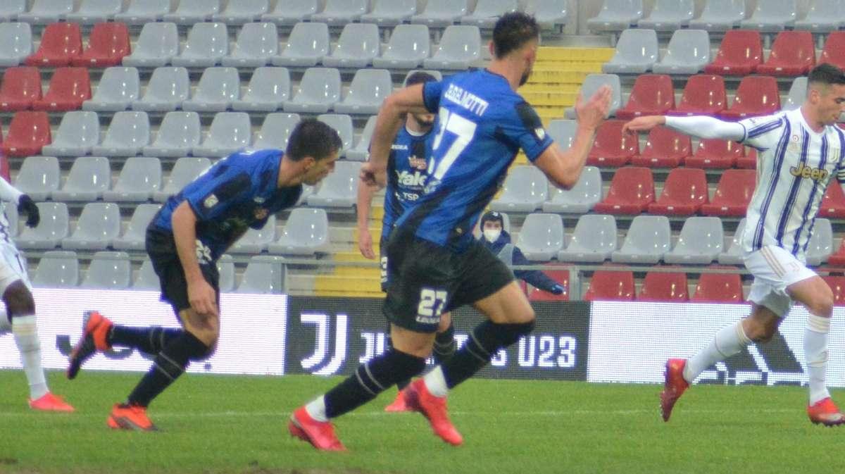 Torres, Coccolo torna in gruppo. Differenziato per Masala e Diakite