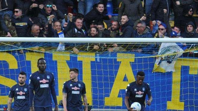 Pescara-Parma 1-4. Le pagelle dei biancazzurri. Disfatta totale.
