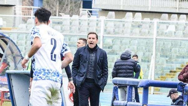 Pescara involuto, senza autostima e prevedibile. Colombo e il mercato determinanti