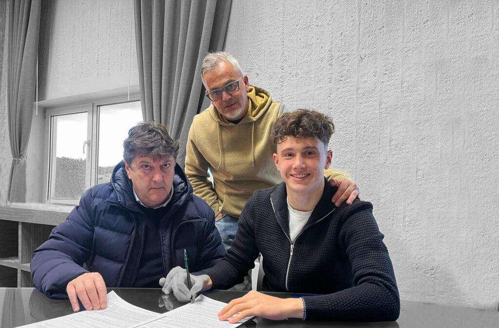 UFFICIALE - Primo contratto da professionista per Antonio Arena