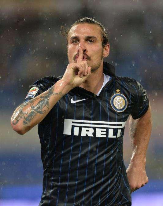 E' caccia all'attaccante: il sogno è Pablo Daniel Osvaldo