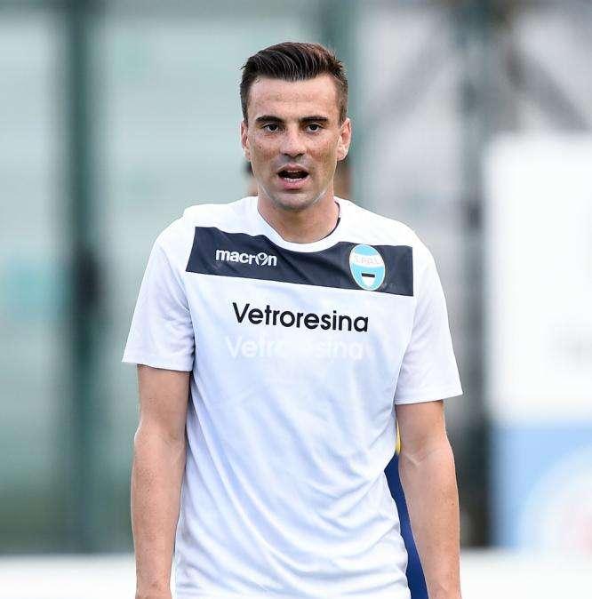 Per l'attacco piacciono Moncini e Moreo