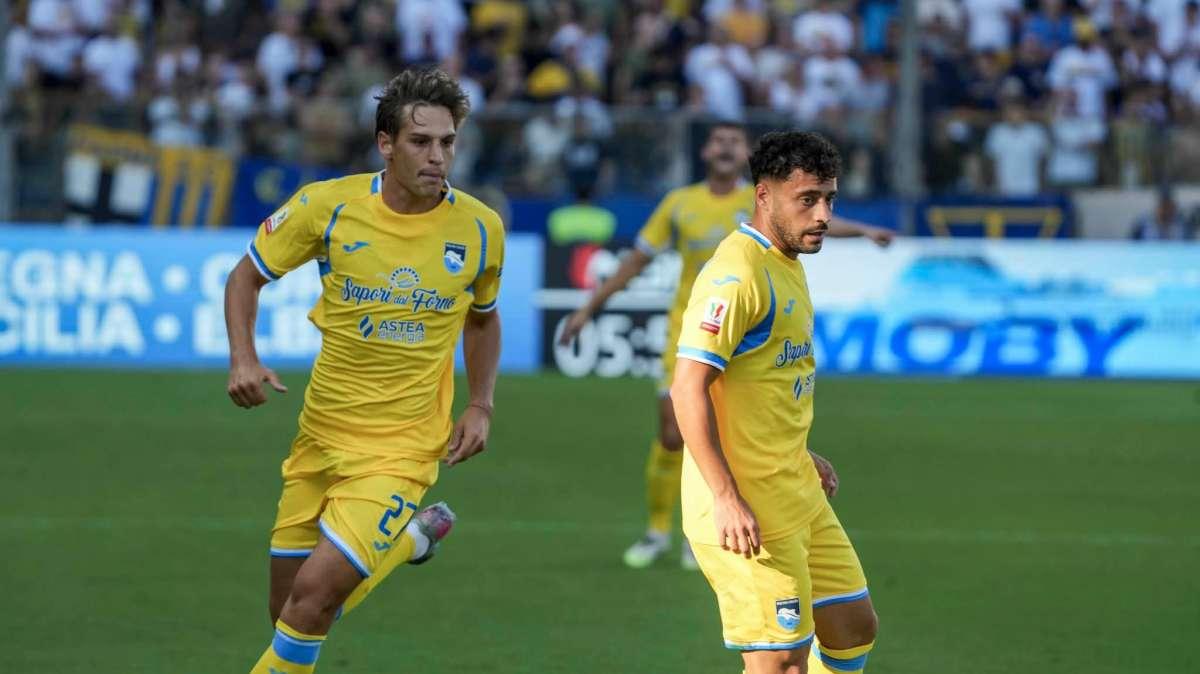 Pescara, Olzer dopo il ko col Cesena: “Errori dietro, ma con questo pubblico possiamo fare grandi cose"