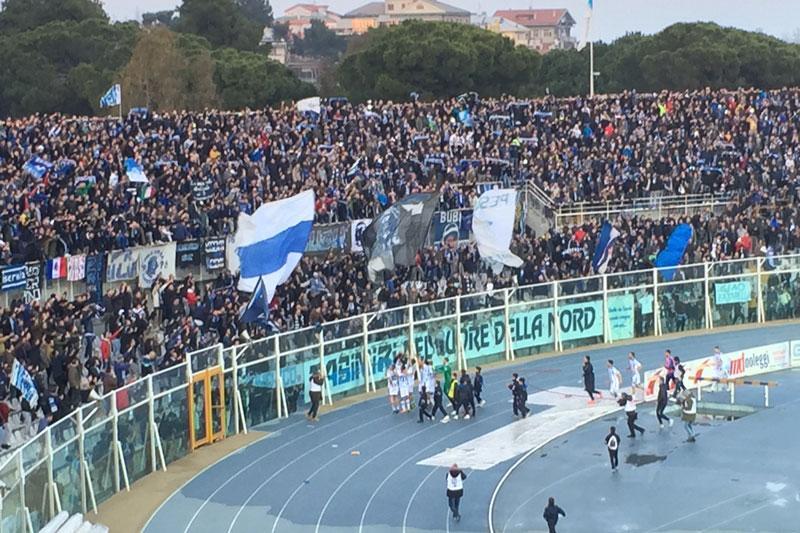 NON SI PUO' PIU' VIVERE ALLA GIORNATA: VA RICREATO ENTUSIASMO PRIMA DEL RITIRO