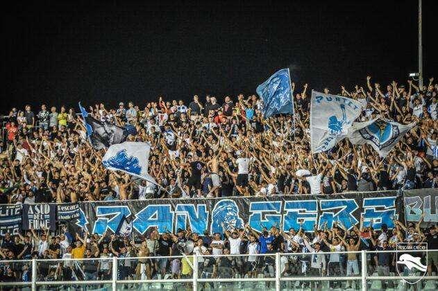 Il Centro - Pescara a Foggia senza tifosi 