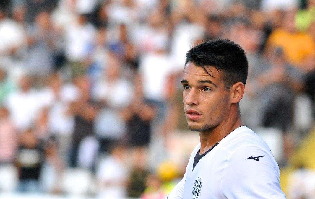 UFFICIALE - Pescara, preso il centrocampista Simone Franchini 