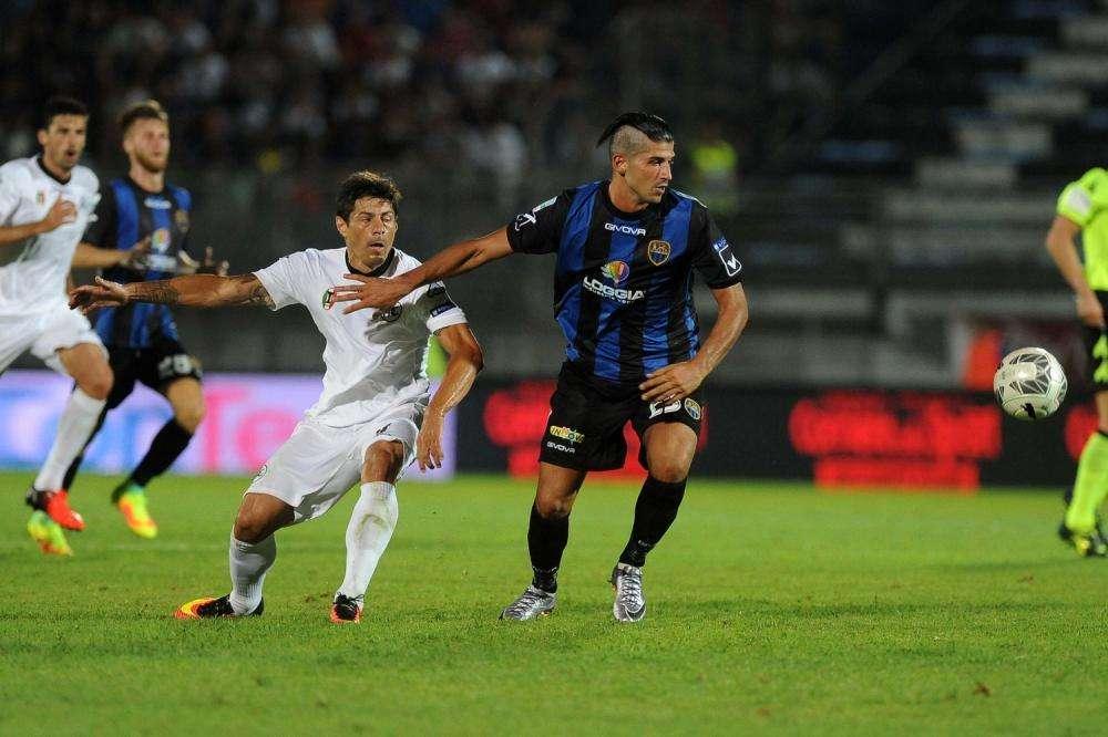 Perso Suagher, il Carpi si consola con Golubovic. In attacco sondaggio per Nenè