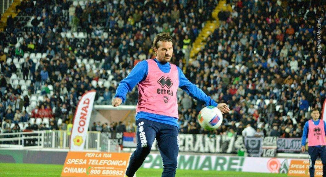 Maniero: "Dobbiamo essere una squadra con gli attributi"