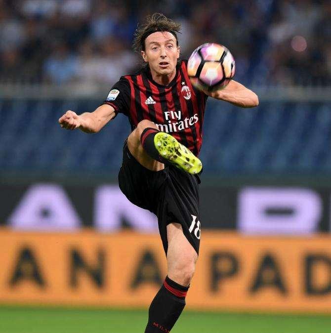 Milan, Montolivo torna ad allenarsi con i compagni