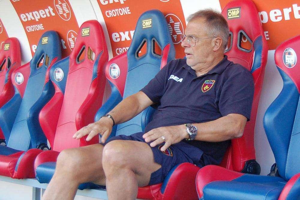 Cosenza, Braglia: "Pescara squadra importante, va affrontata con determinazione"
