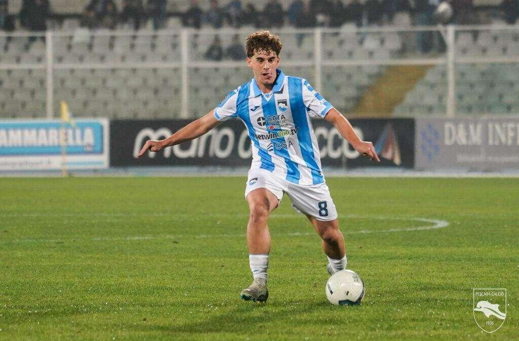 Pescara, futuro incerto per Dagasso: Spezia rifiutato, Cagliari e Lecce pronte all’assalto finale