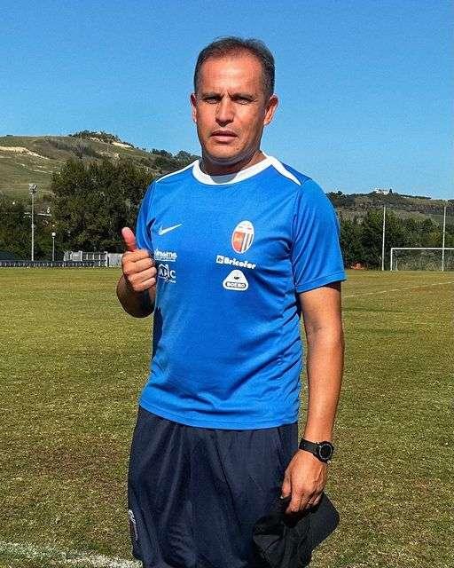 Ascoli, esonerato Carrera. Squadra affidata a Ledesma