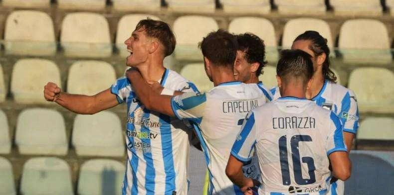 Pescara, Meazzi regala un punto all'ultimo respiro: un pareggio che sa di rivalsa