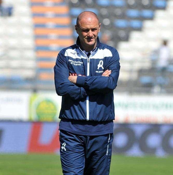 Cremonese, Bisoli: "Dobbiamo rispettare il Pescara e non temerlo"
