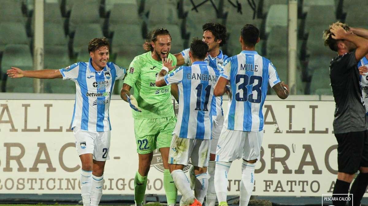Pianese-Pescara, Baldini convoca 23 biancazzurri