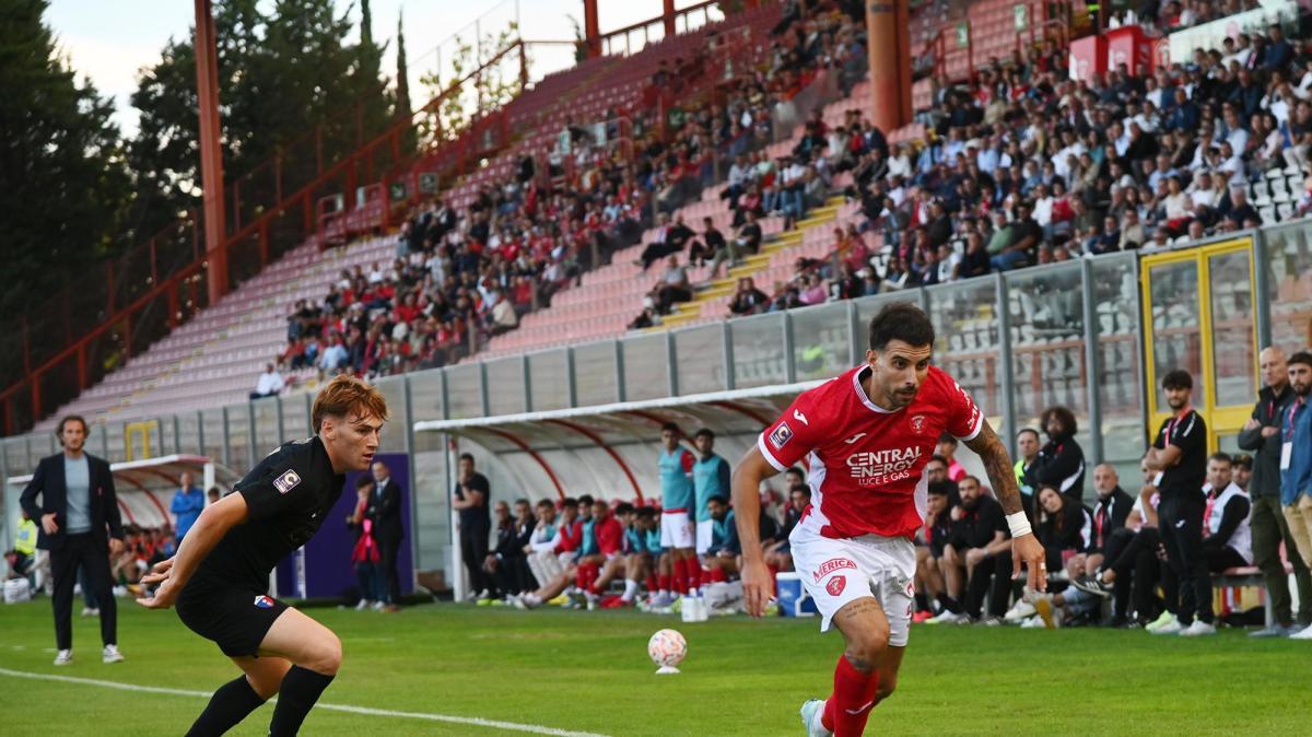 Lo Spezia blinda la vetta, il Perugia dilaga a Campobasso