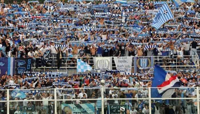 IL PESCARA CHIAMA A RACCOLTA IL PUBBLICO PER ALLUNGARE ANCORA: PREVISTI DIECIMILA SPETTATORI NEL DERBY