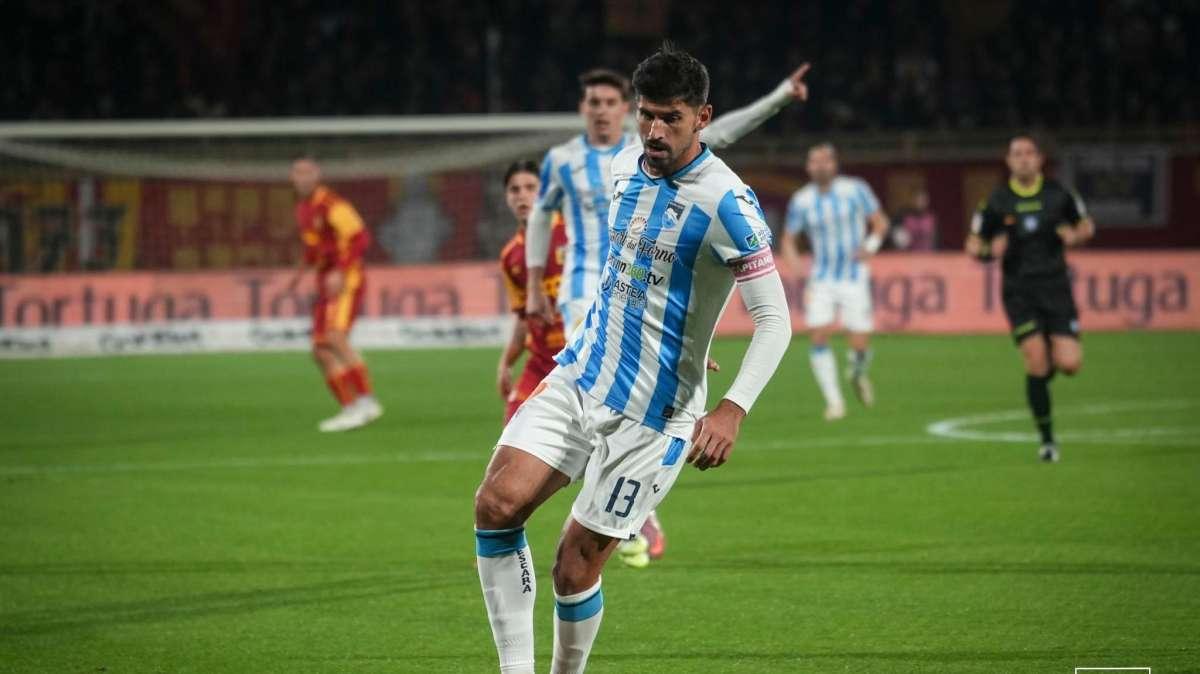 Pescara, nodo Brosco: rinnovo in stand-by e l’Entella osserva il capitano