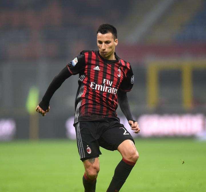 Milan, Vangioni verso il Pescara: "Sarà una gara complicata"