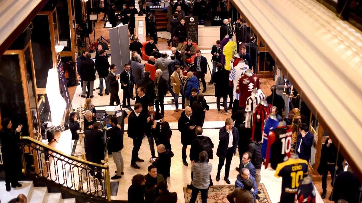 Due club puntano su Mesik. Attesa l'offerta nei prossimi giorni 