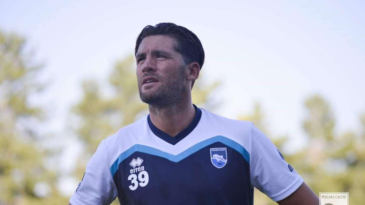 Stendardo è rimasto a Pescara 