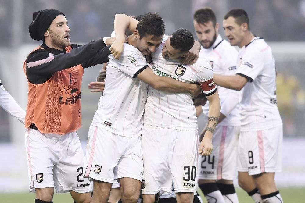 Palermo, squadra al lavoro verso il Pescara