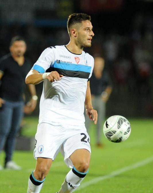 Golubovic vicino al Novara