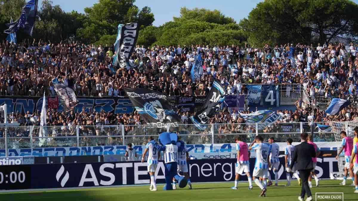 Pescara, il paradosso che fa discutere: squadra da playoff nei primi tempi, ultima in classifica reale