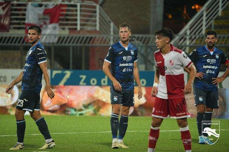 Mercato Pescara, due nomi per la difesa. Staver verso l'addio