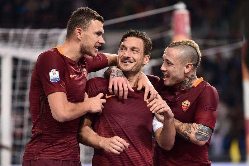 Coppa Italia - Roma supera a fatica il Cesena: ora derby