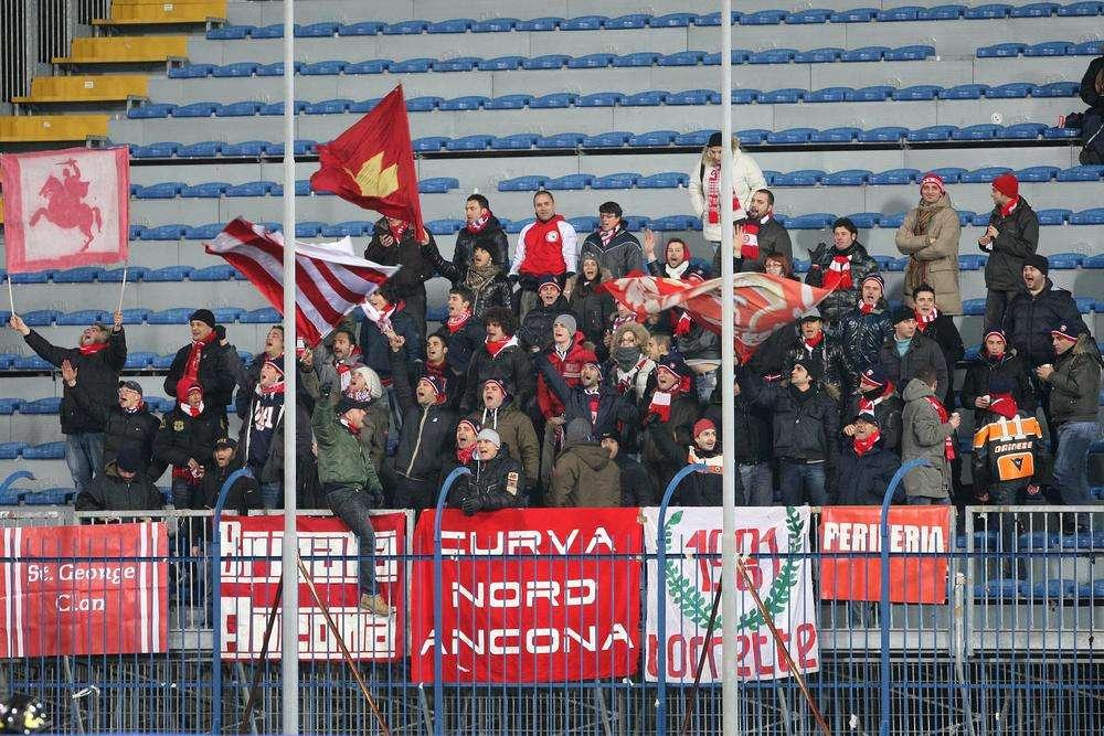 Corriere Adriatico - Ancona-Pescara, i precedenti vedono favoriti i padroni di casa