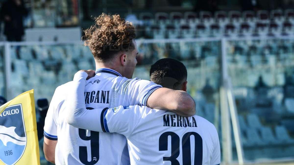 Pescara, restano in standby le posizioni di Squizzato e Merola