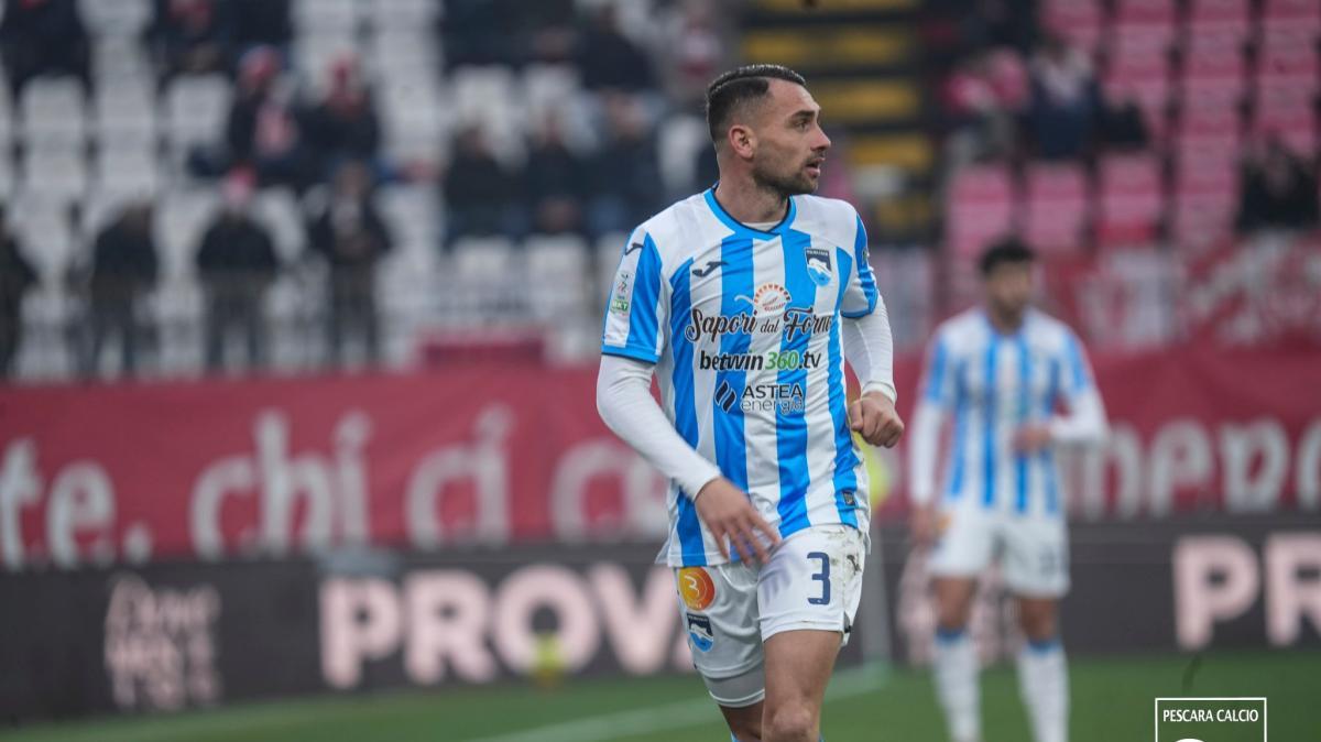 Pescara, arriva la firma che cambia gli equilibri: il club blinda uno dei suoi leader fino al 2027