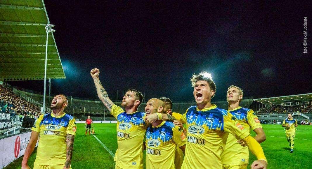 Pescara al lavoro: differenziato per sette, distorsione per Brunori
