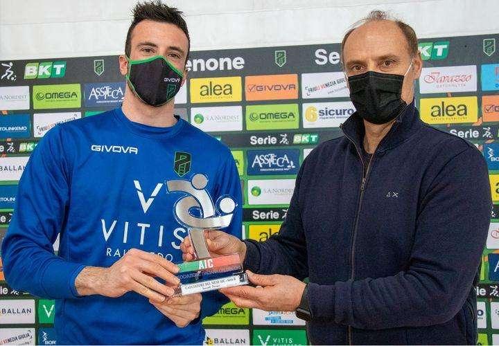 Pordenone Calcio: Galà del Calcio Triveneto, Perisan miglior giocatore neroverde