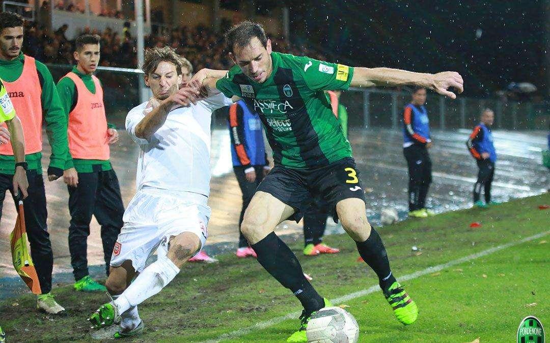 Pordenone Calcio - De Agostini: "Noi e i tifosi insieme per battere il Teramo"