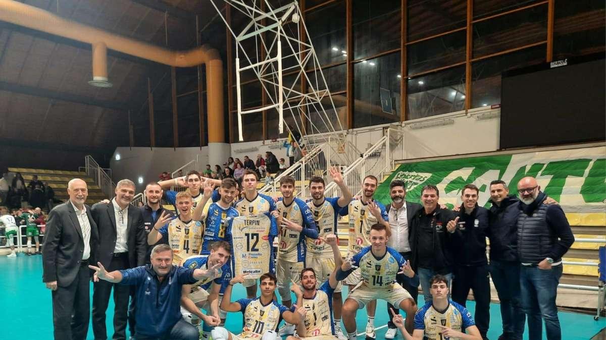 Volley: la Tinet Prata batte finalmente Cantù ed è seconda in classifica