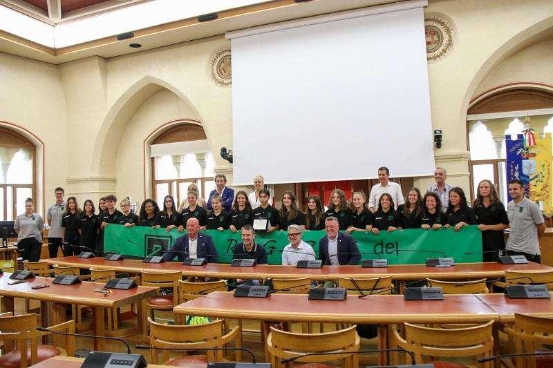 Pordenone Calcio: l'U19 femminile campione d'Italia premiata dal Comune