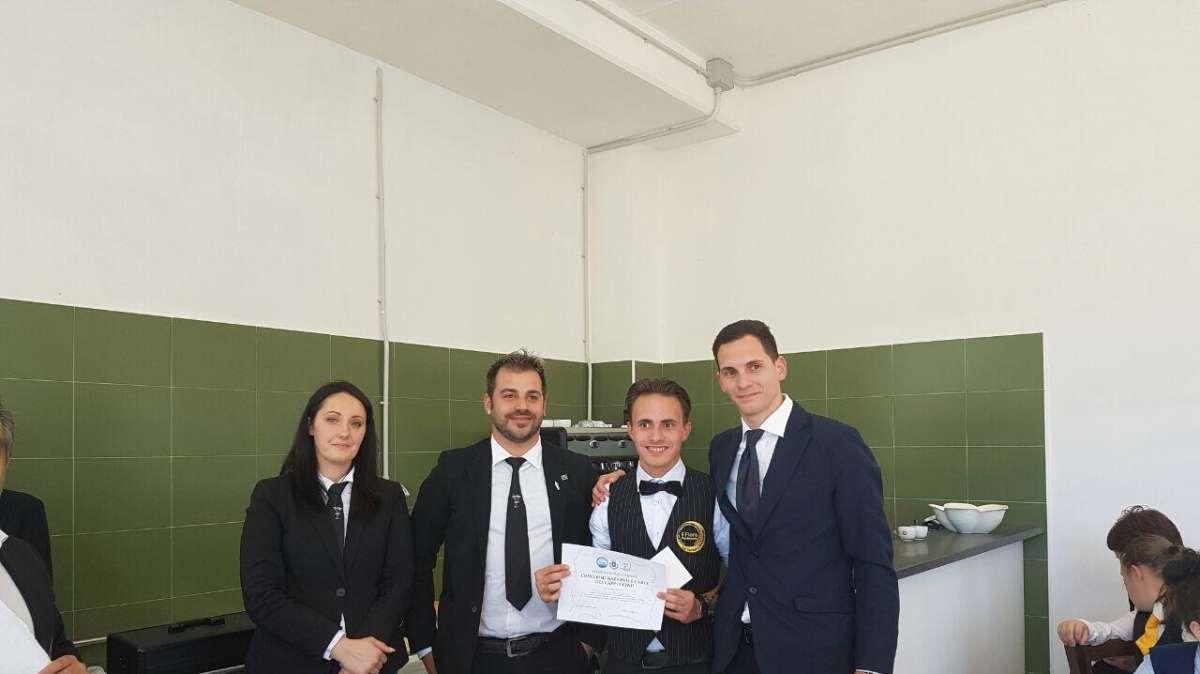 Muccignato e il docente Ascolese dell'Ist. Flora di Pordenone premiati a La Spezia