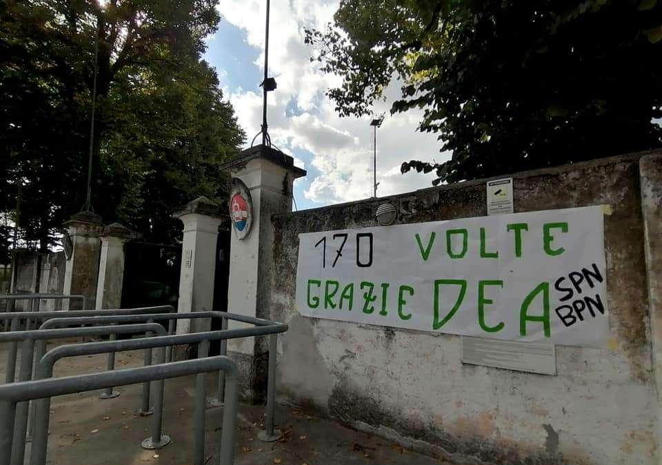 Pordenone Calcio: il saluto al DEA dei Supporters e Bandoleros
