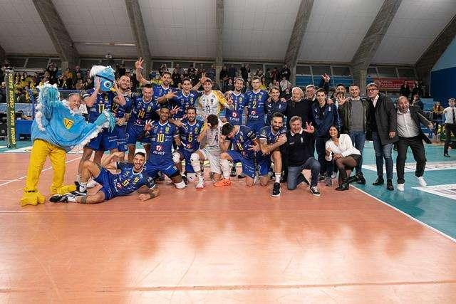Volley: la Tinet Prata torna da S. Donà con tre punti
