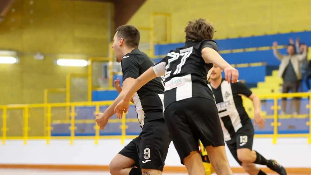 Calcio a 5: serie C, le "aquile" volano in B. Pari per l'Araba e sconfitta per Pasiano
