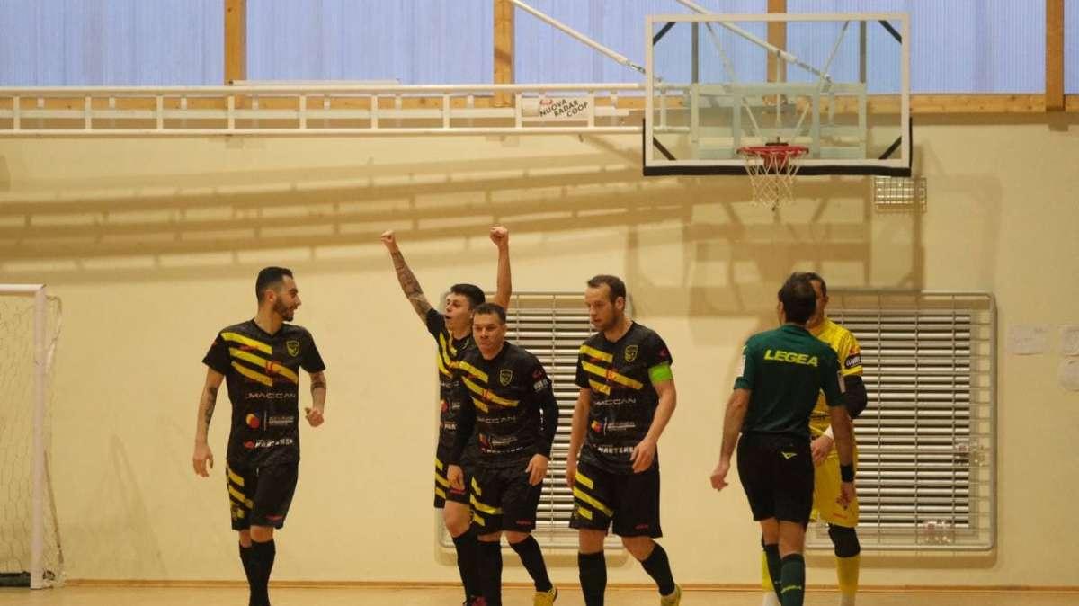 Calcio a 5: espugnata Padova, Maccan secondo in solitaria